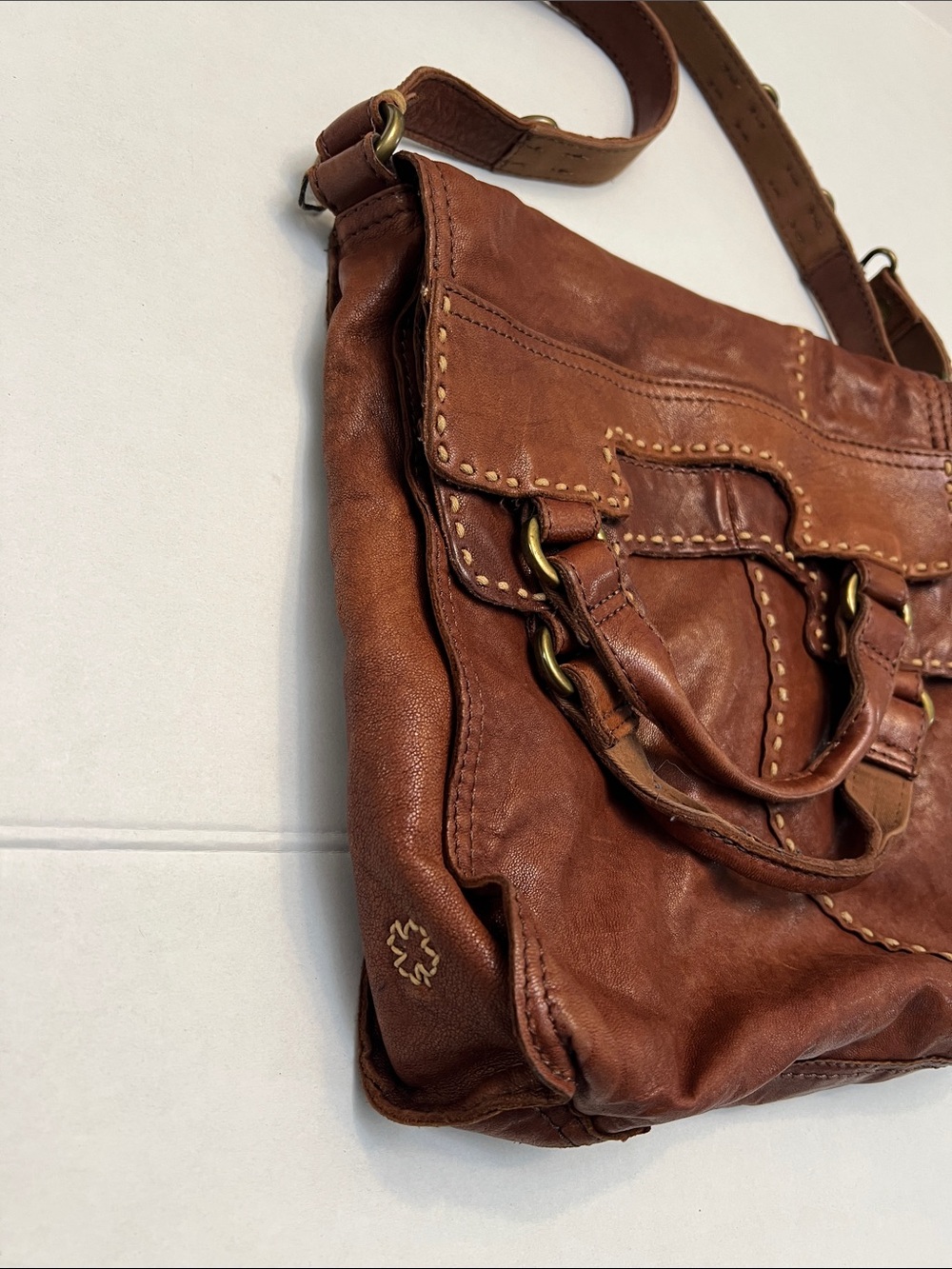 VINTAGE LUCKY BRAND ABBEY ROAD BROWN LAMB LEATHER FOLD-OVER CROSSBODY BAG - Picture 2 of 16
